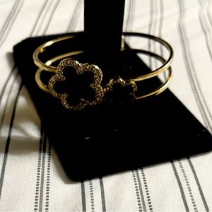 Flower bracelet